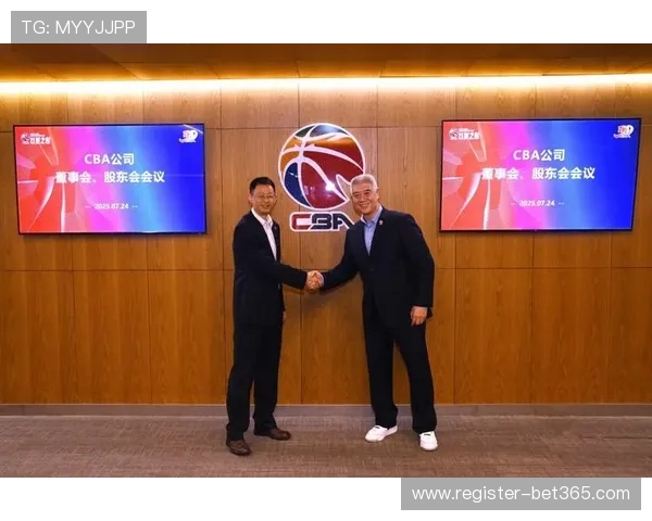 穆伊未入选,国家队名单,已回归上海,Bet365直播,体育赛事直播,在线直播,实时直播,体育平台,赛事观看