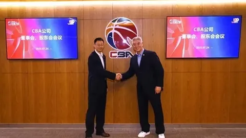 穆伊未入选国家队名单，已回归上海备战训练